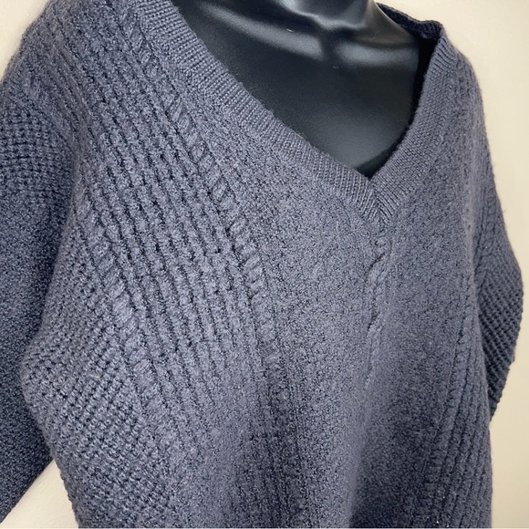 XL TORRID SLATE BLUE GREY SWEATER WOOL BLEND KNIT VNECK SHORT SLEEVE - Picture 3 of 12